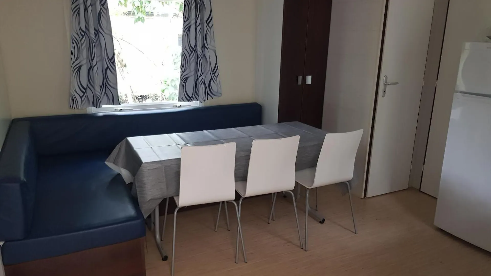 Mobilhome 6 Places Dans Camping 4* Finistere Sud Saint-Yvi 0*,  France