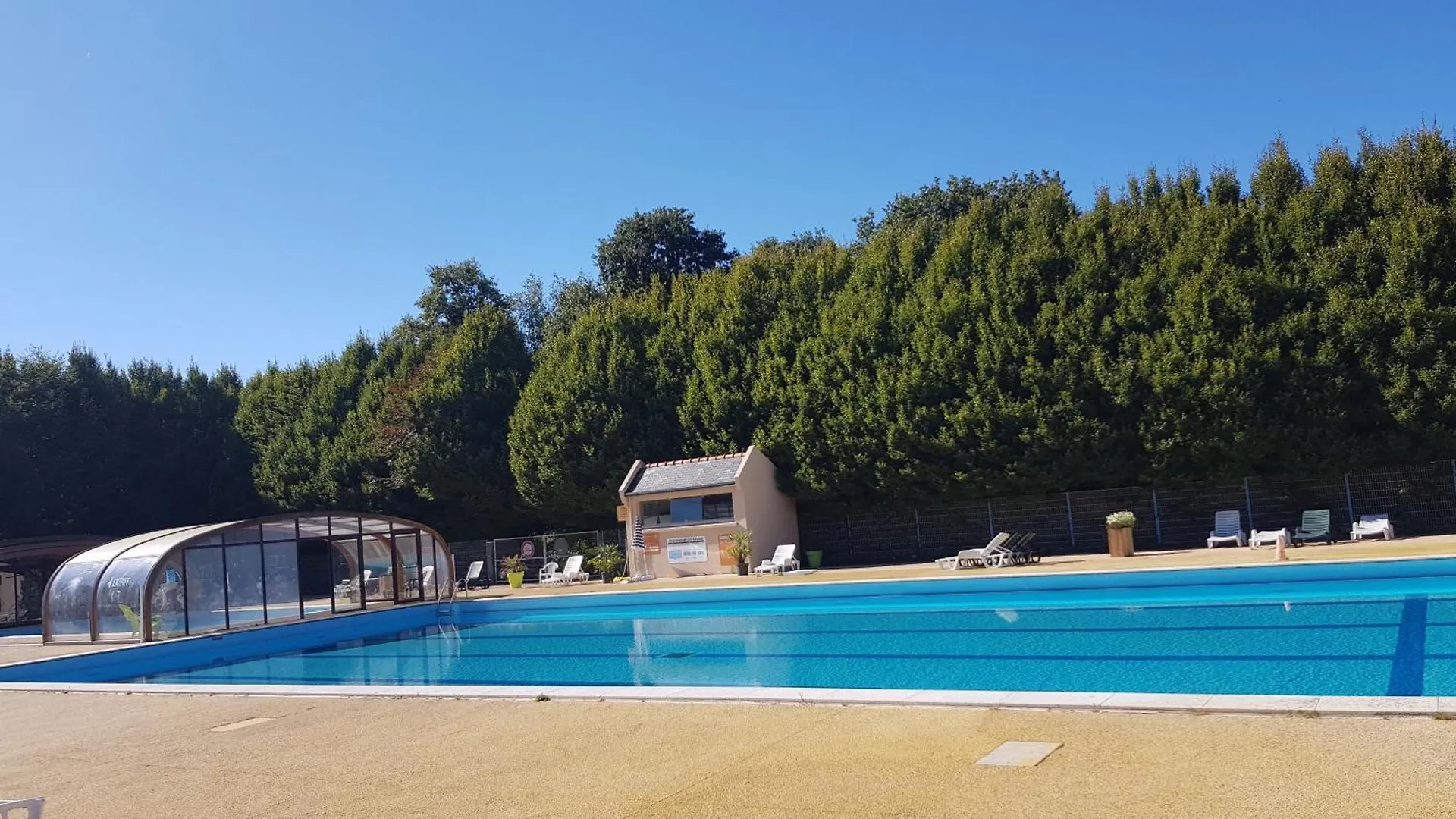 Campsite Mobilhome 6 Places Dans Camping 4* Finistere Sud Saint-Yvi